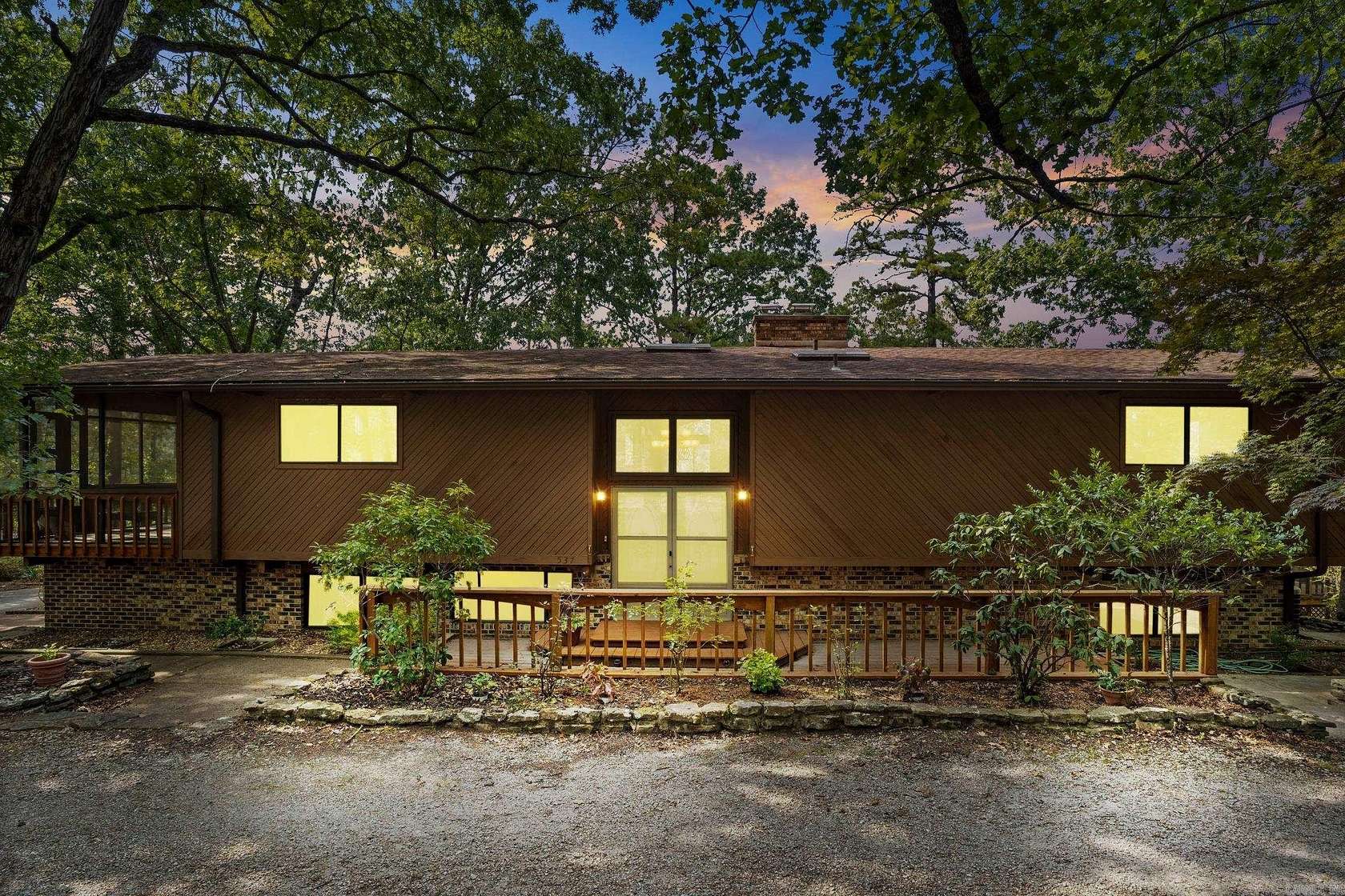 2.78 Acres of Residential Land with Home for Sale in Norfork, Arkansas