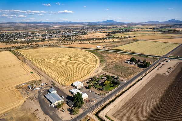 35.5 Acres of Land with Home for Sale in Madras, Oregon