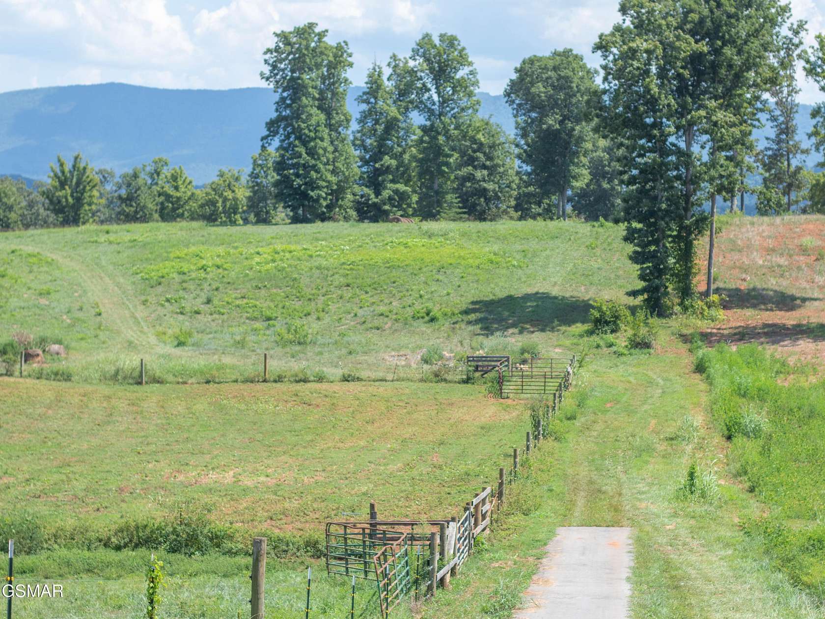 9.17 Acres of Land for Sale in Maryville, Tennessee