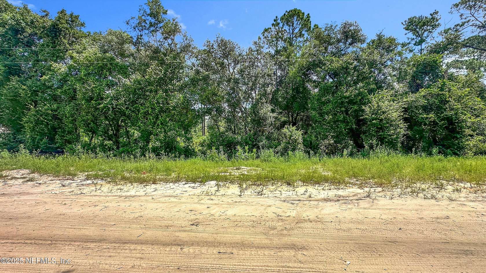 0.28 Acres of Residential Land for Sale in Interlachen, Florida