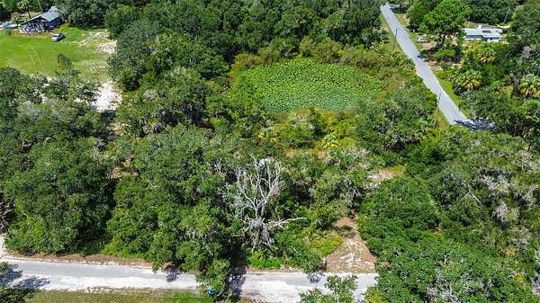 2 Acres of Land for Sale in Crystal River, Florida