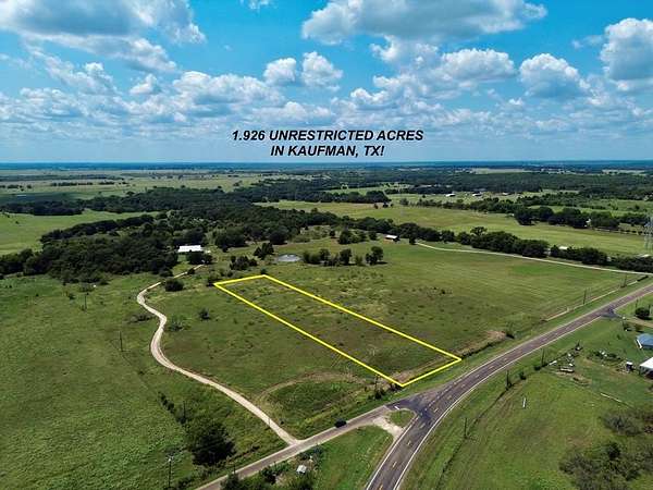 2 Acres of Residential Land for Sale in Kaufman, Texas
