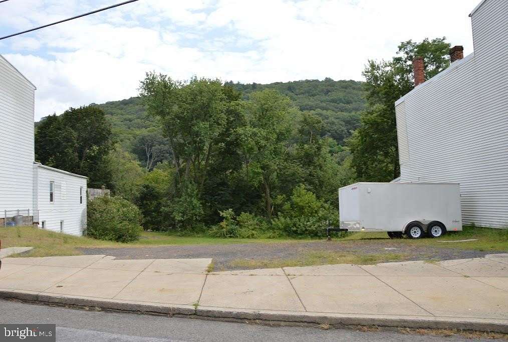 0.33 Acres of Residential Land for Sale in Pottsville, Pennsylvania