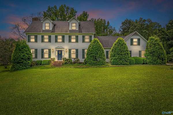 3.6 Acres of Residential Land with Home for Sale in Huntsville, Alabama