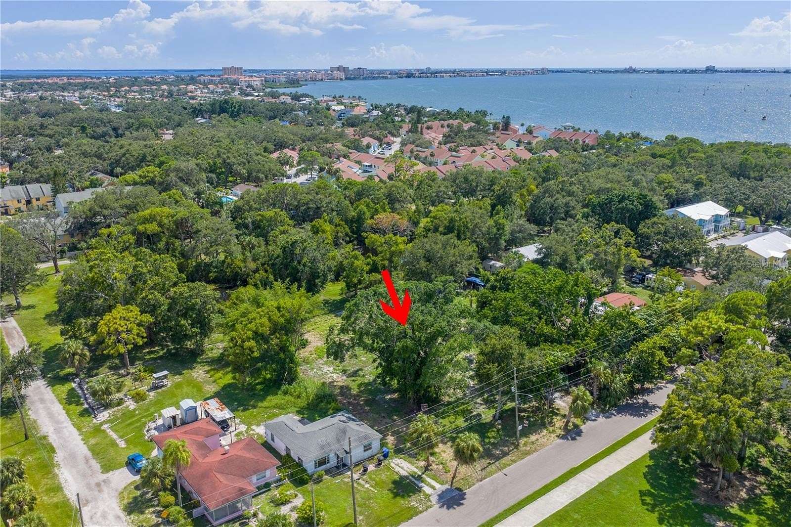 0.72 Acres of Residential Land for Sale in St. Petersburg, Florida