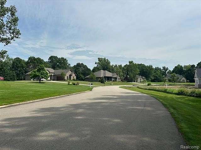 0.98 Acres of Residential Land for Sale in Holly, Michigan