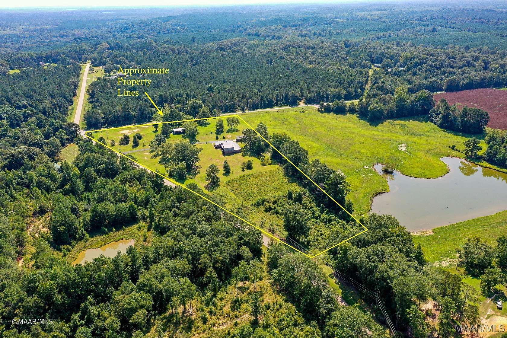 8.9 Acres of Land with Home for Sale in Thomasville, Alabama