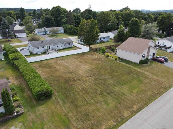 0.22 Acres of Residential Land for Sale in Newport, Vermont