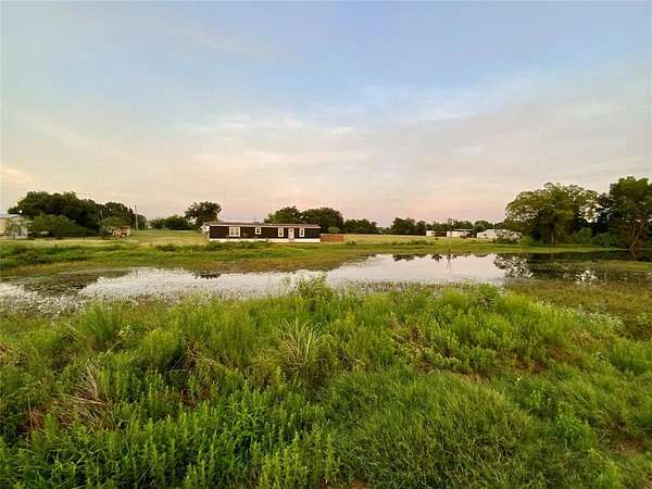 4.18 Acres of Residential Land with Home for Sale in Groesbeck, Texas
