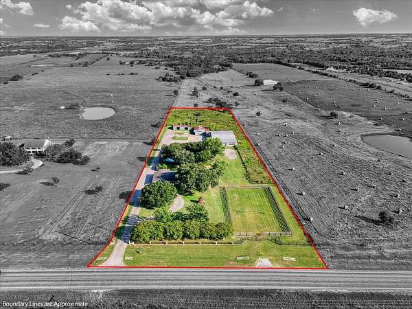 5 Acres of Land with Home for Sale in Robinson, Texas