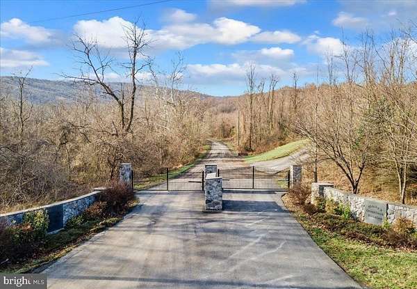 10 Acres of Recreational & Residential Land for Sale in Front Royal, Virginia