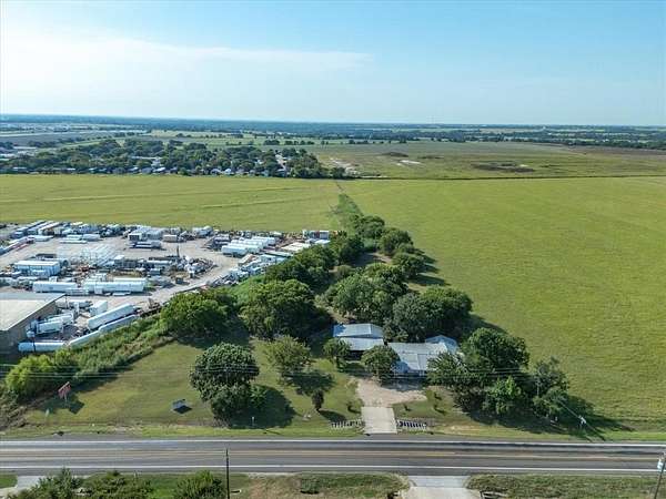 2 Acres of Mixed-Use Land for Sale in Waxahachie, Texas