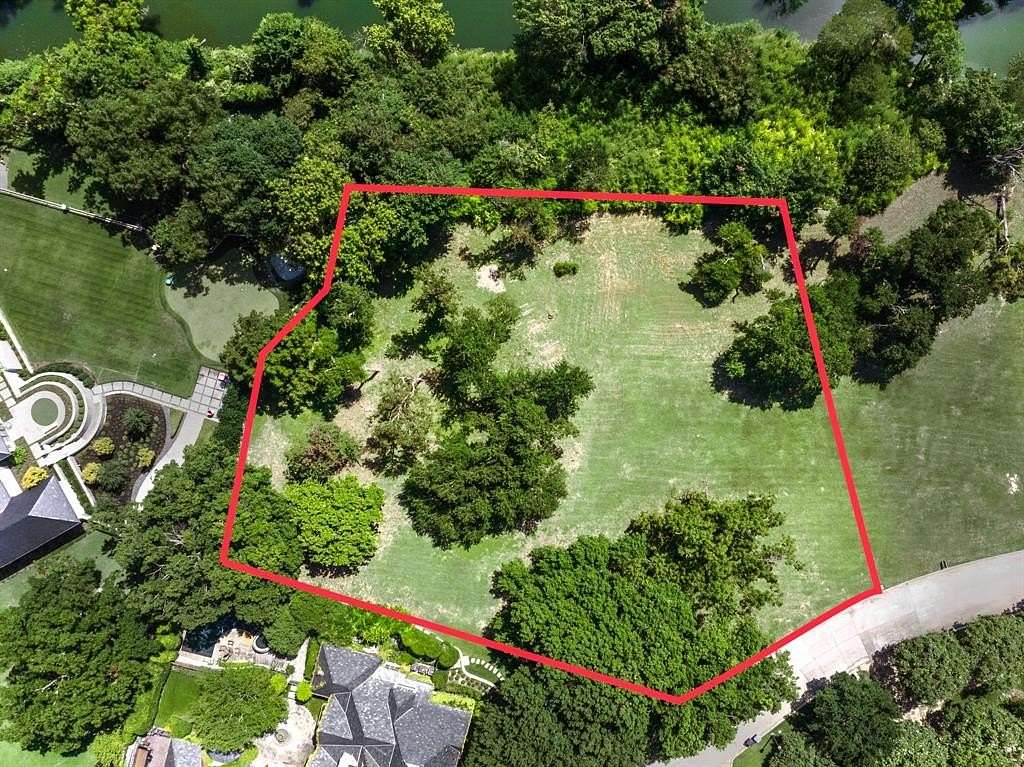 0.92 Acres of Residential Land for Sale in Dallas, Texas