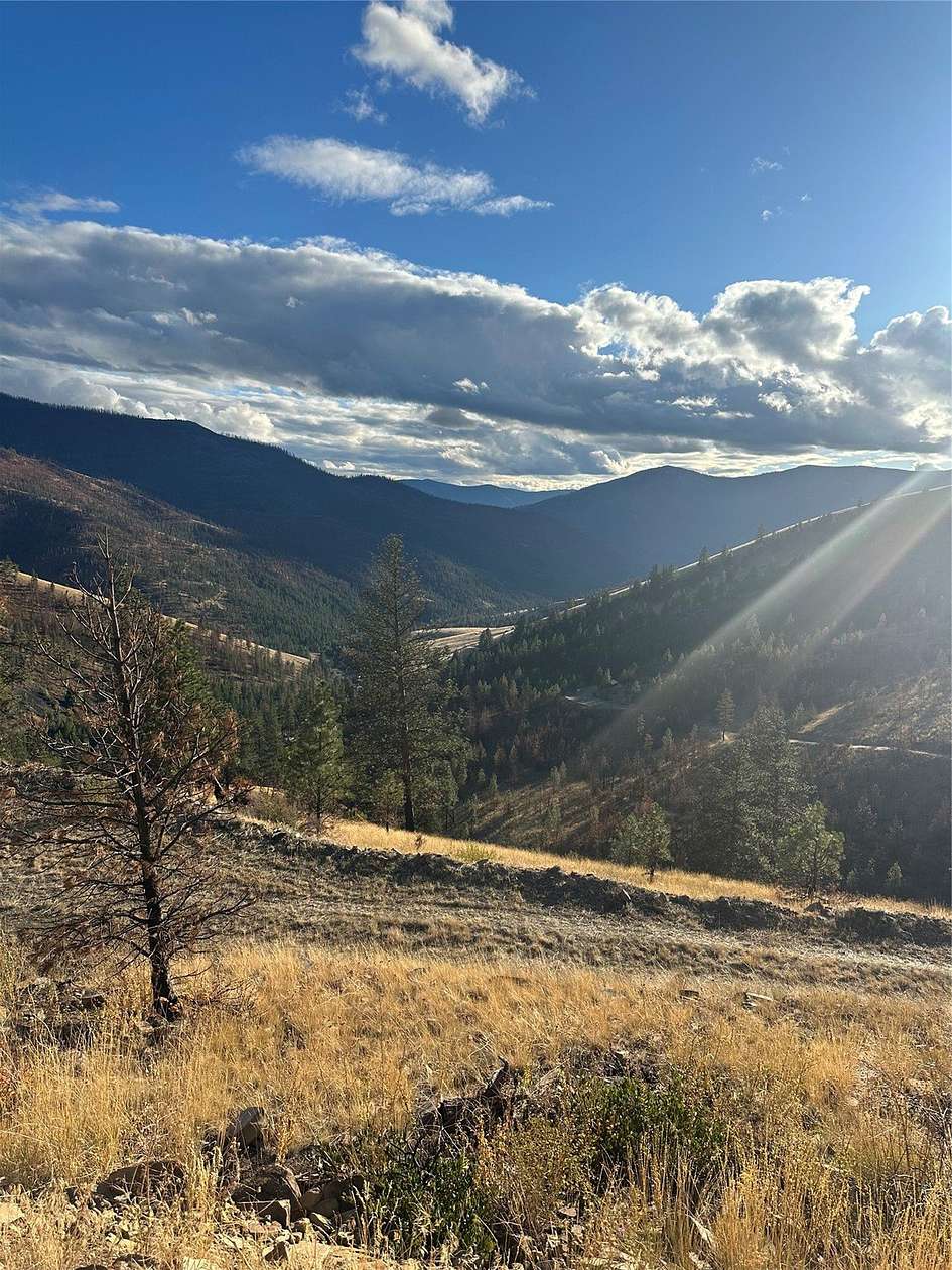 164 Acres of Recreational Land for Sale in Paradise, Montana
