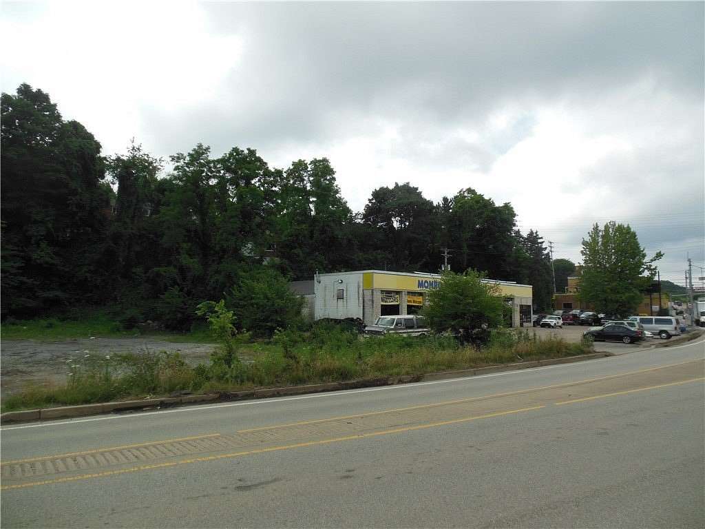 0.42 Acres of Commercial Land for Sale in Pittsburgh, Pennsylvania
