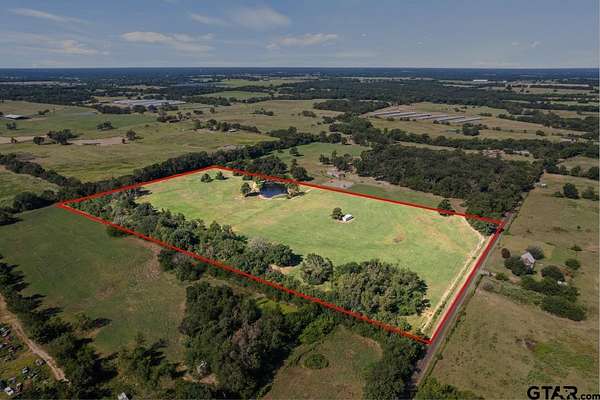 18.8 Acres of Land for Sale in Pickton, Texas