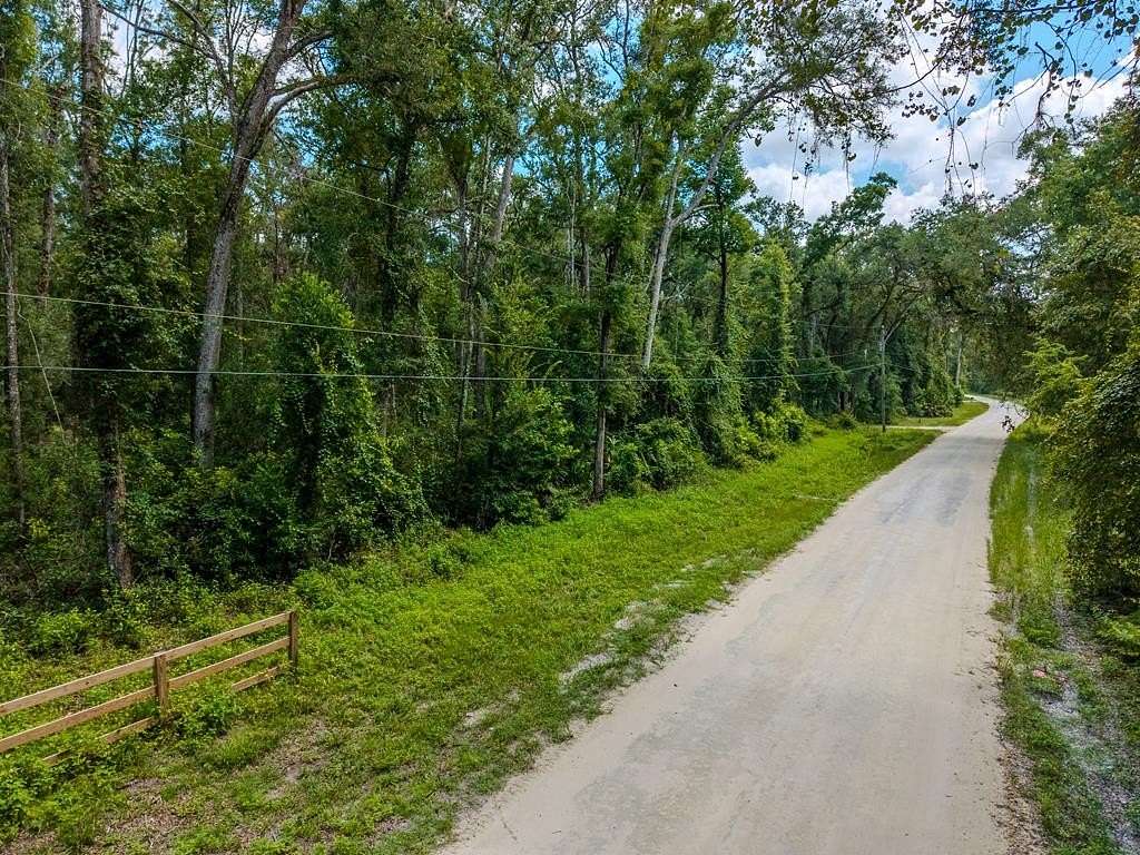 2.59 Acres of Residential Land for Sale in Old Town, Florida