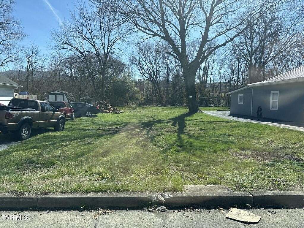 0.24 Acres of Commercial Land for Sale in Johnson City, Tennessee