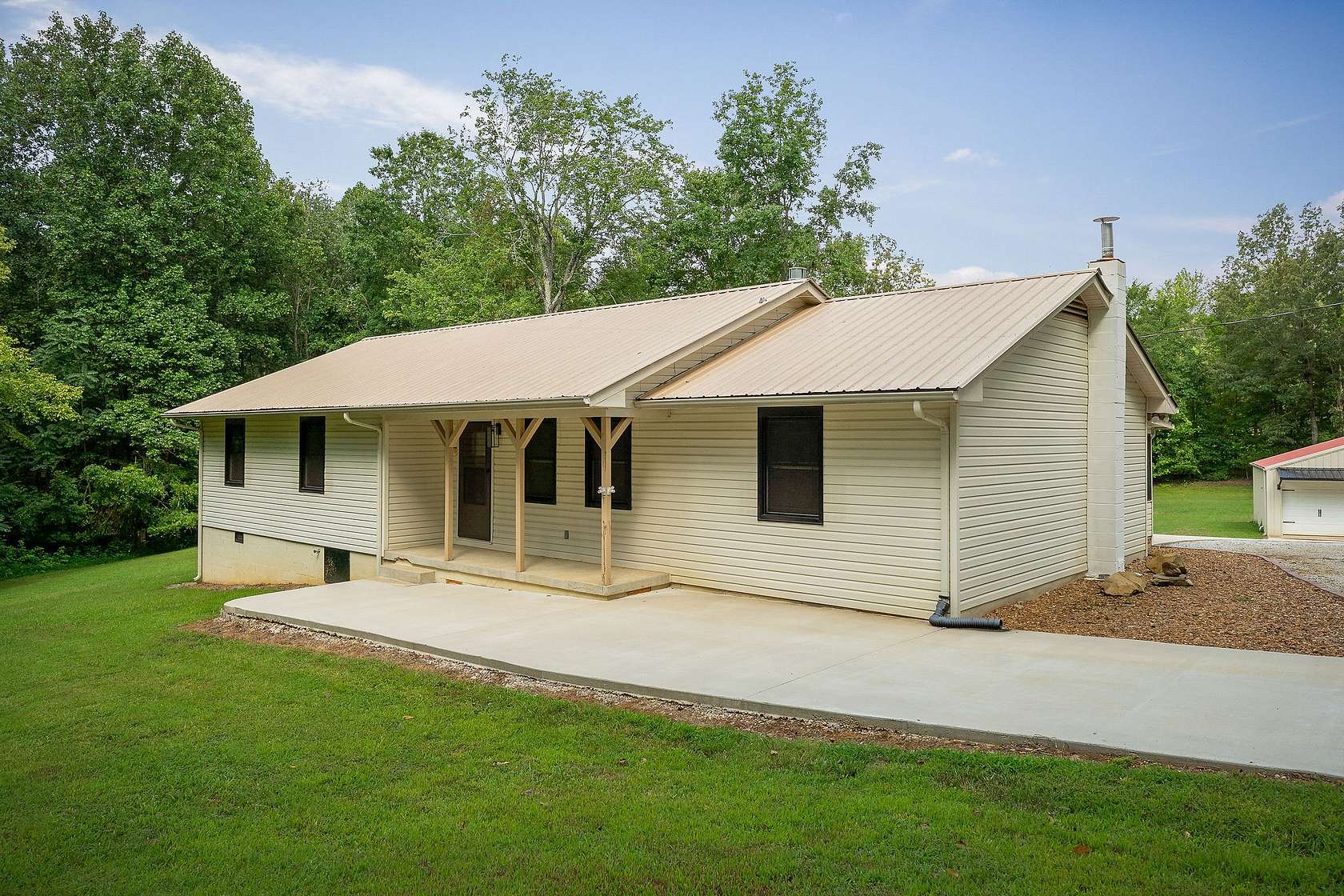 3.78 Acres of Residential Land with Home for Sale in Cookeville, Tennessee