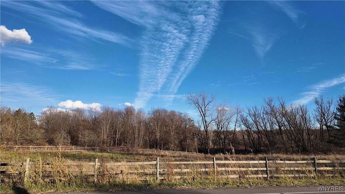 30 Acres of Agricultural Land for Sale in Aurora Town, New York