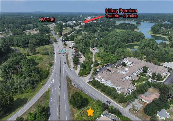 0.13 Acres of Commercial Land for Sale in Kittery, Maine