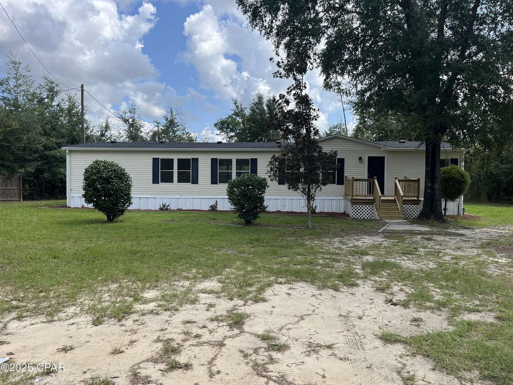 3 Acres of Residential Land with Home for Sale in Kinard, Florida