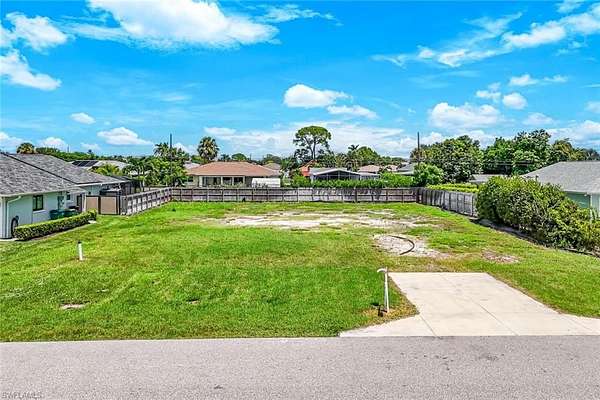 0.28 Acres of Residential Land for Sale in Naples, Florida