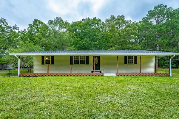 18.7 Acres of Land with Home for Sale in Trion, Georgia