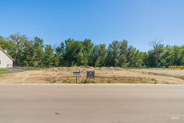 0.5 Acres of Land for Sale in Middleton, Idaho