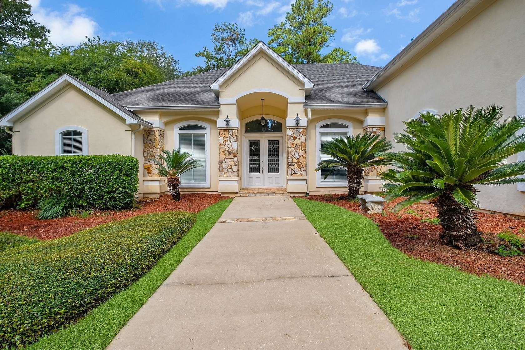 2.13 Acres of Residential Land with Home for Sale in Tallahassee, Florida