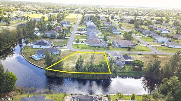 0.38 Acres of Residential Land for Sale in Cape Coral, Florida