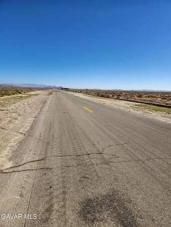 9.37 Acres of Commercial Land for Sale in Lancaster, California