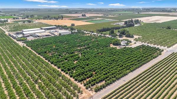 18.7 Acres of Land for Sale in Fresno, California