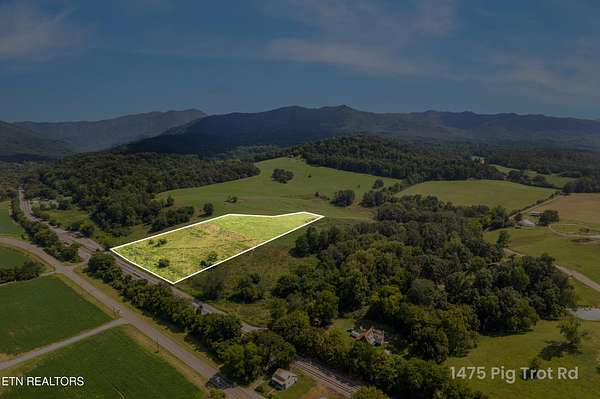 6.5 Acres of Residential Land for Sale in Newport, Tennessee