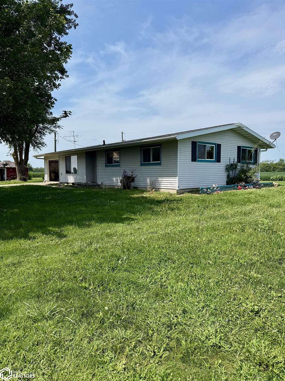 5 Acres of Residential Land with Home for Sale in Niota, Illinois