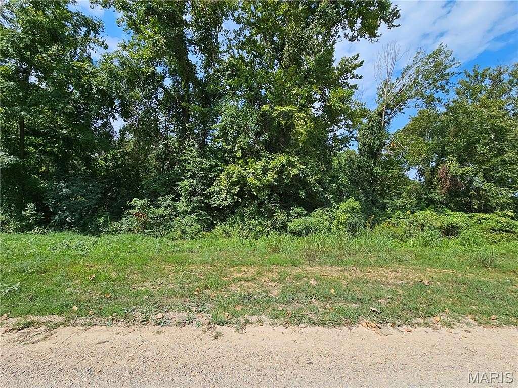 0.39 Acres of Residential Land for Sale in Van Buren, Missouri