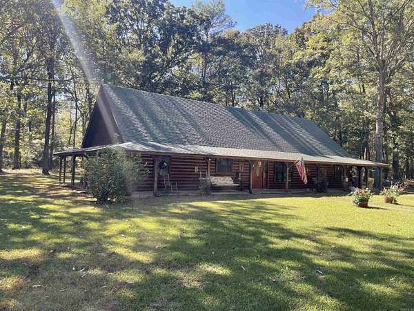 13.5 Acres of Land with Home for Sale in Monticello, Arkansas