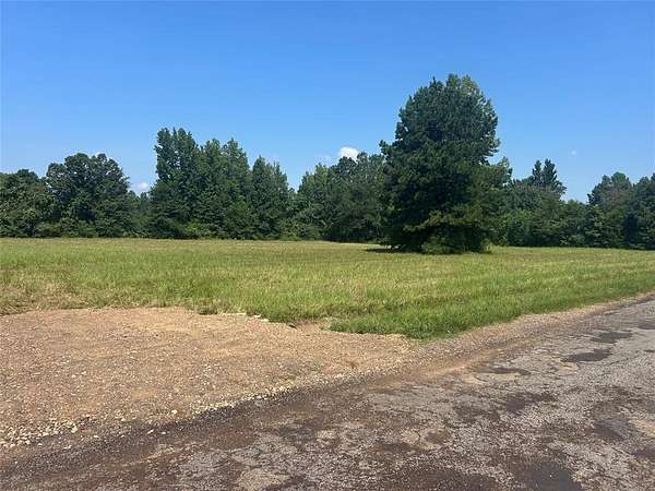 2 Acres of Land for Sale in Simms, Texas