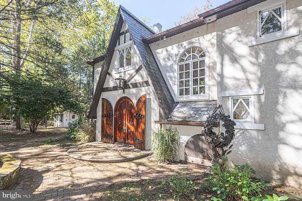 30.2 Acres of Land with Home for Lease in Pipersville, Pennsylvania