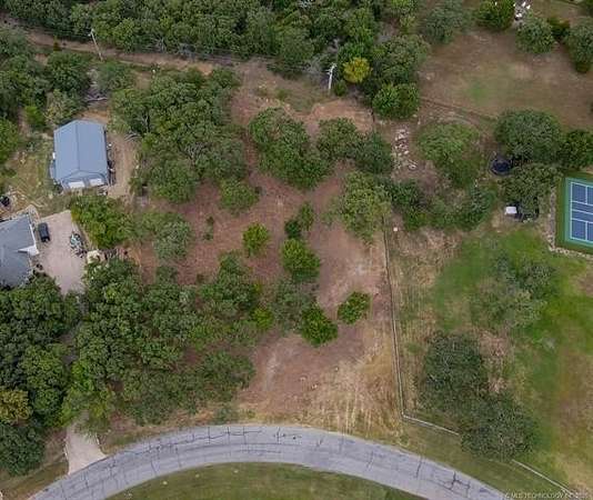 1 Acre of Residential Land for Sale in Tulsa, Oklahoma