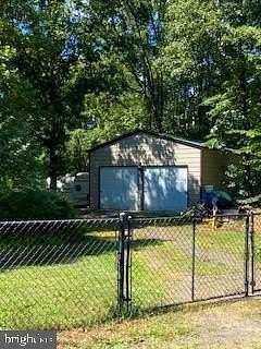 4.42 Acres of Residential Land with Home for Sale in Rhoadesville, Virginia