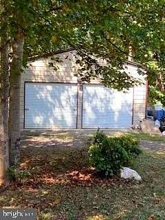 4.42 Acres of Residential Land with Home for Sale in Rhoadesville, Virginia