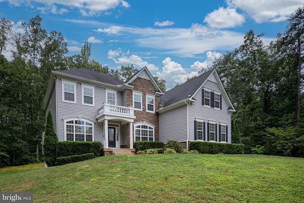 3.1 Acres of Residential Land with Home for Sale in Fredericksburg, Virginia