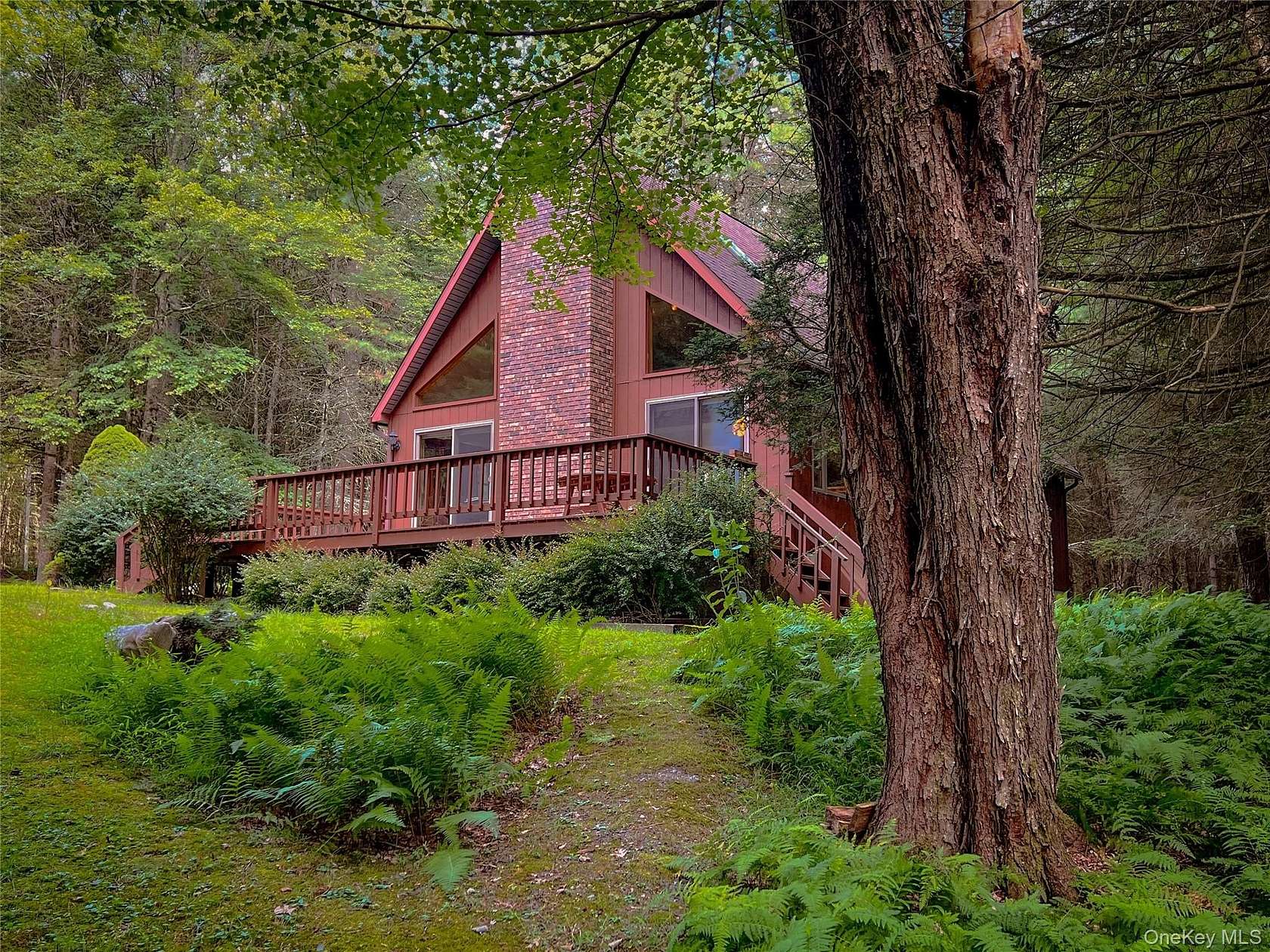 5.29 Acres of Residential Land with Home for Sale in Bethel, New York