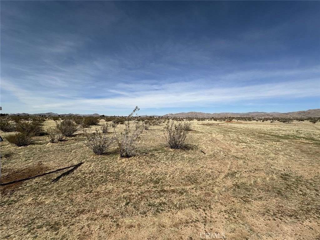 2.6 Acres of Mixed-Use Land for Sale in Apple Valley, California