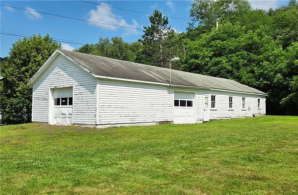 1.25 Acres of Improved Residential Land for Sale in Hamden, New York