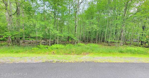0.42 Acres of Residential Land for Sale in Tamiment, Pennsylvania