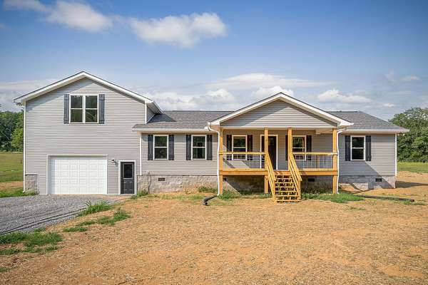 2.19 Acres of Residential Land with Home for Sale in Pleasant Shade, Tennessee