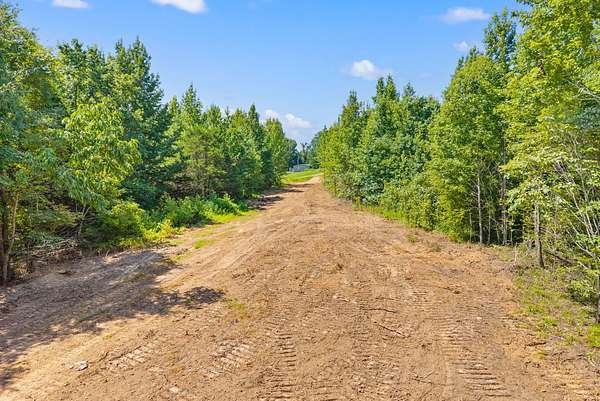 9.26 Acres of Residential Land for Sale in Palmyra, Tennessee