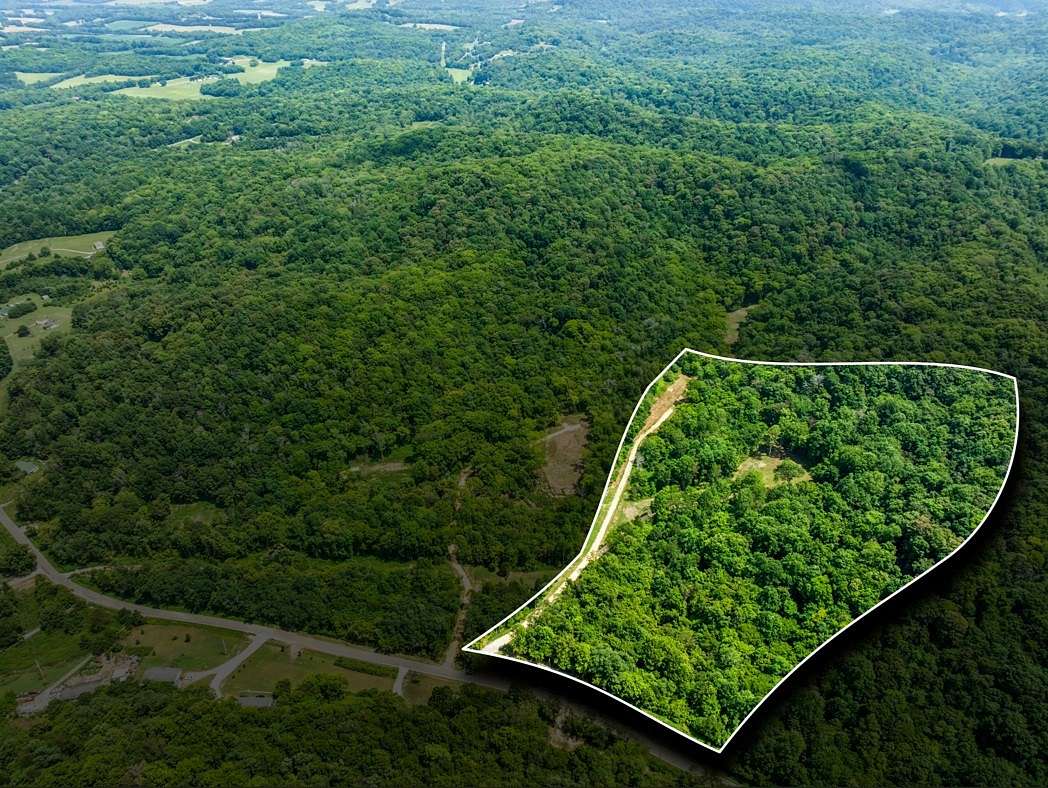25.3 Acres of Land for Sale in Mount Pleasant, Tennessee